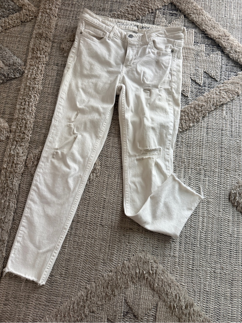 Calvin Klein Jeans Women's ripped Jeans